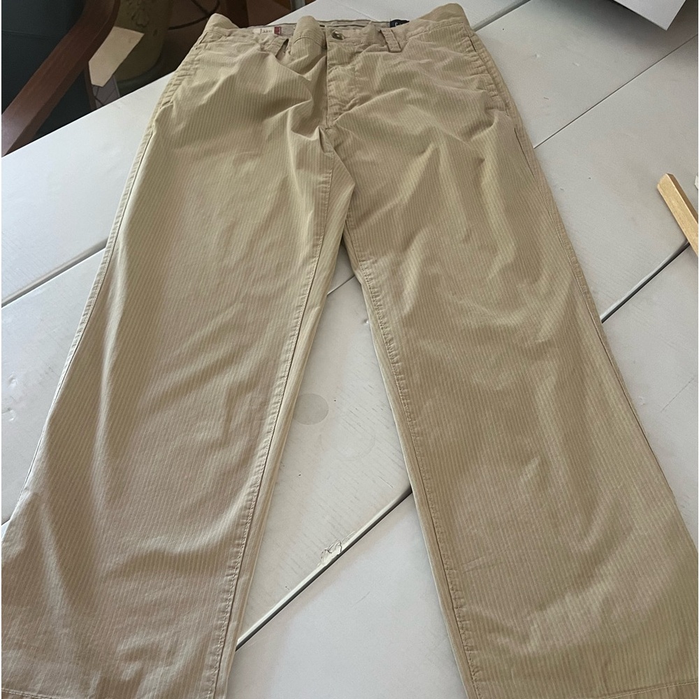Men’s cotton Gap pants.